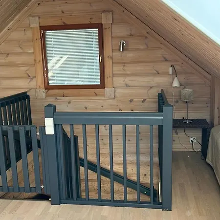 Laakson Helmi 1 с камином, сауной, Spa, на берегу озера *