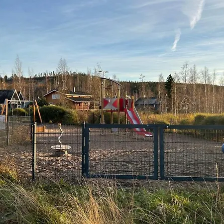 Laakson Helmi 1 с камином, сауной, Spa, на берегу озера