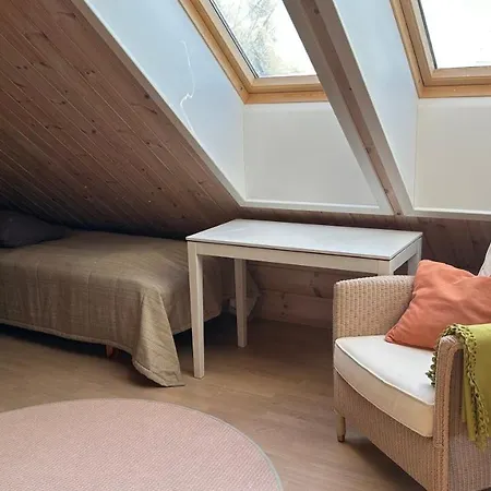 Laakson Helmi 1 с камином, сауной, Spa, на берегу озера Himos